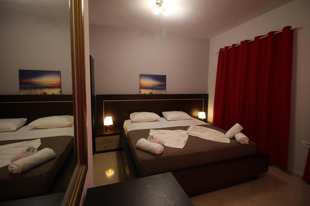 Hotel Prishtina Саранда Экстерьер фото